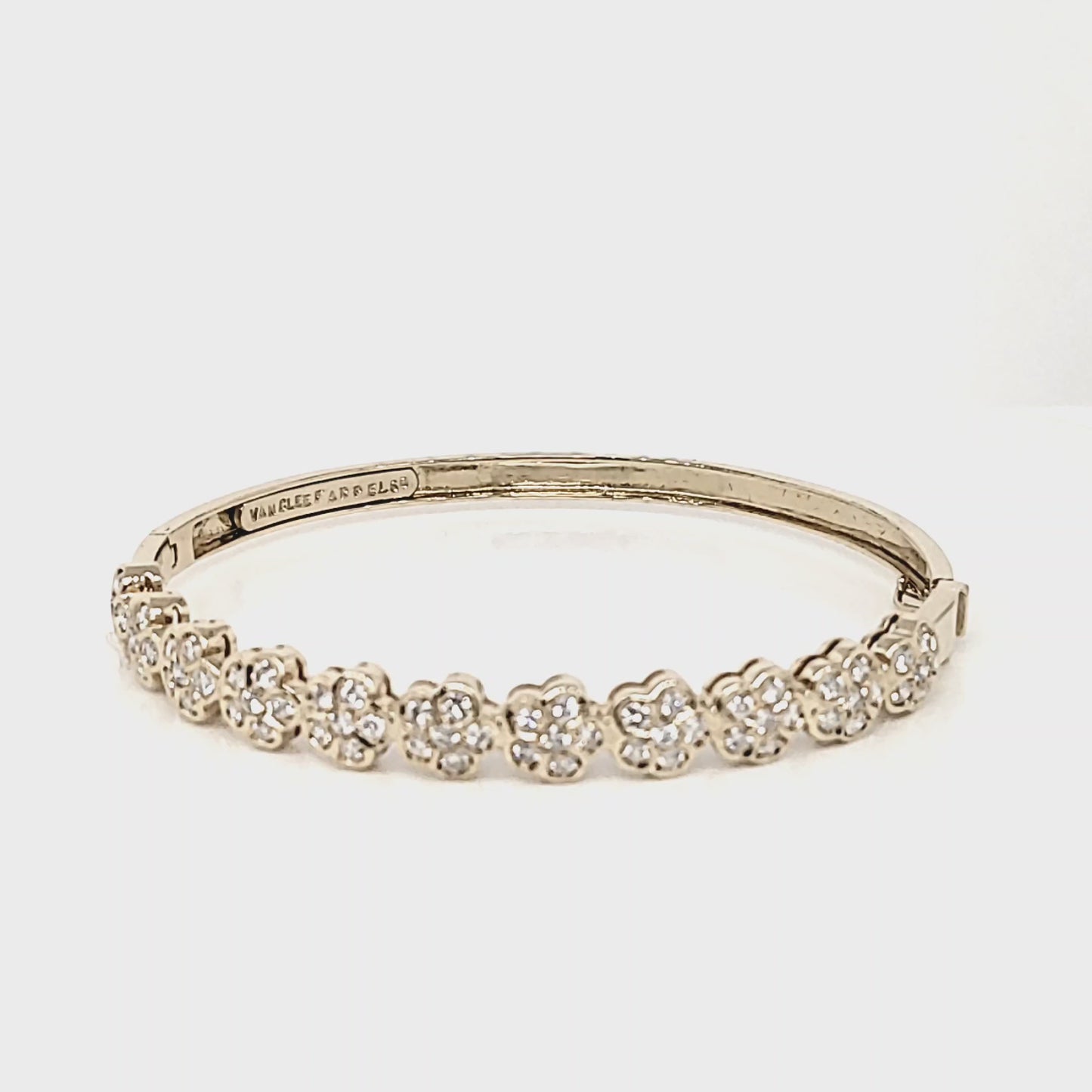 Van Cleef & Arpels 18K Yellow Gold 11 Motif Diamond Trefle Bracelet