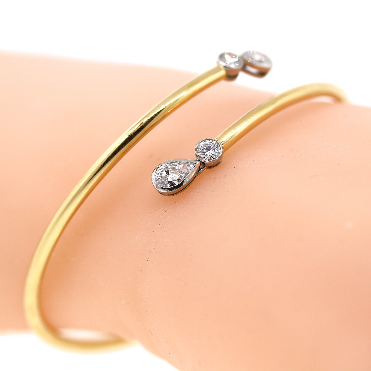 Load image into Gallery viewer, Charming 18k Yellow Gold and Platinum Diamond Slip-on Bracelet
