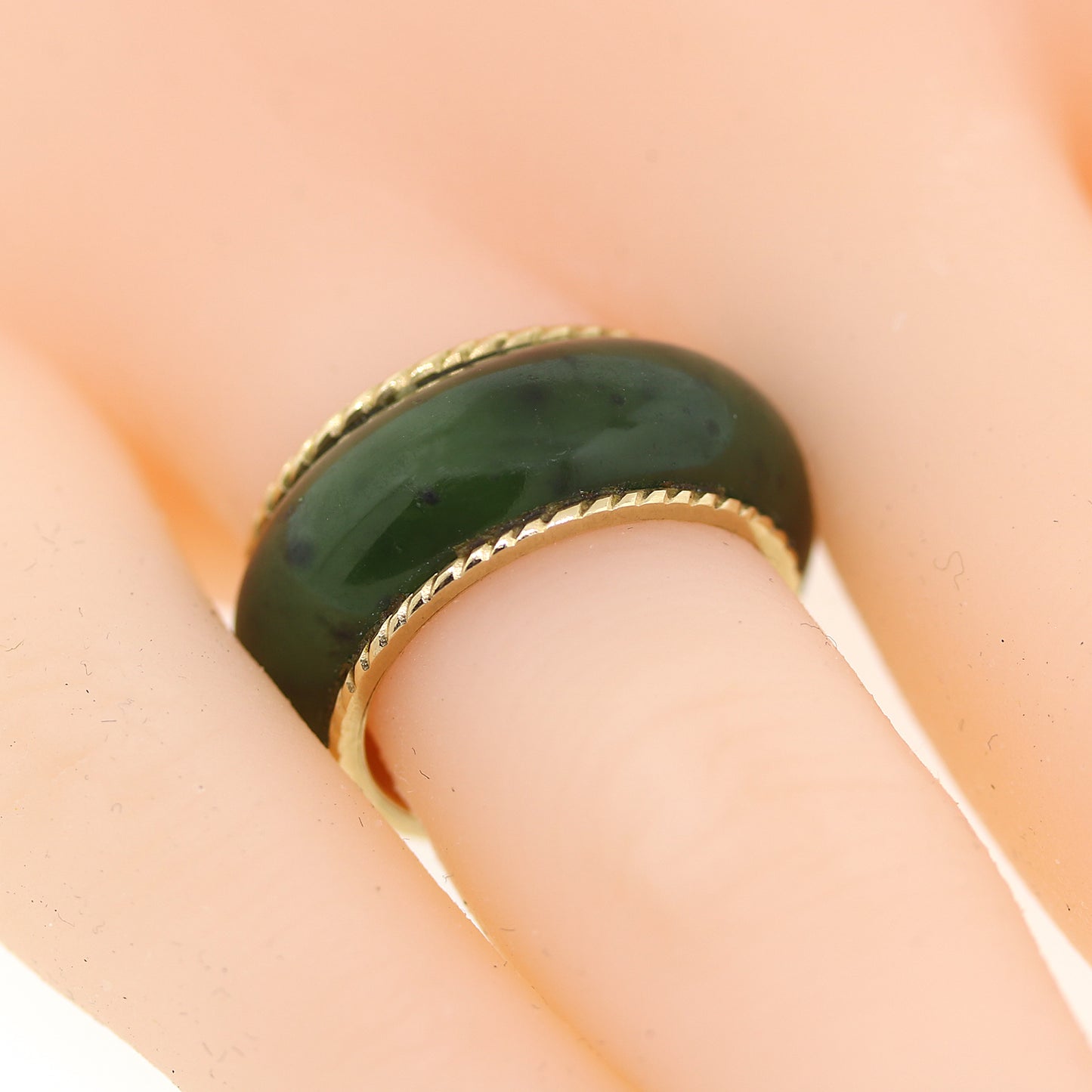 Load image into Gallery viewer, 14k Yellow Gold Jade Band Ring
