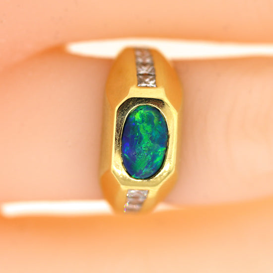 Scintillating Colors Opal & Diamond Ring in 18k Gold