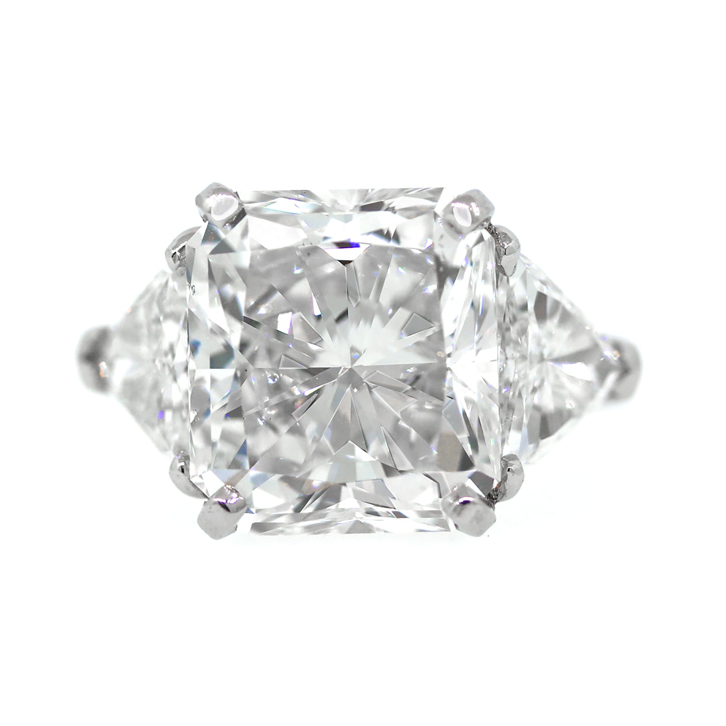 GIA Certified 9.02 carat Radiant Cut Diamond Engagement Ring in Platinum