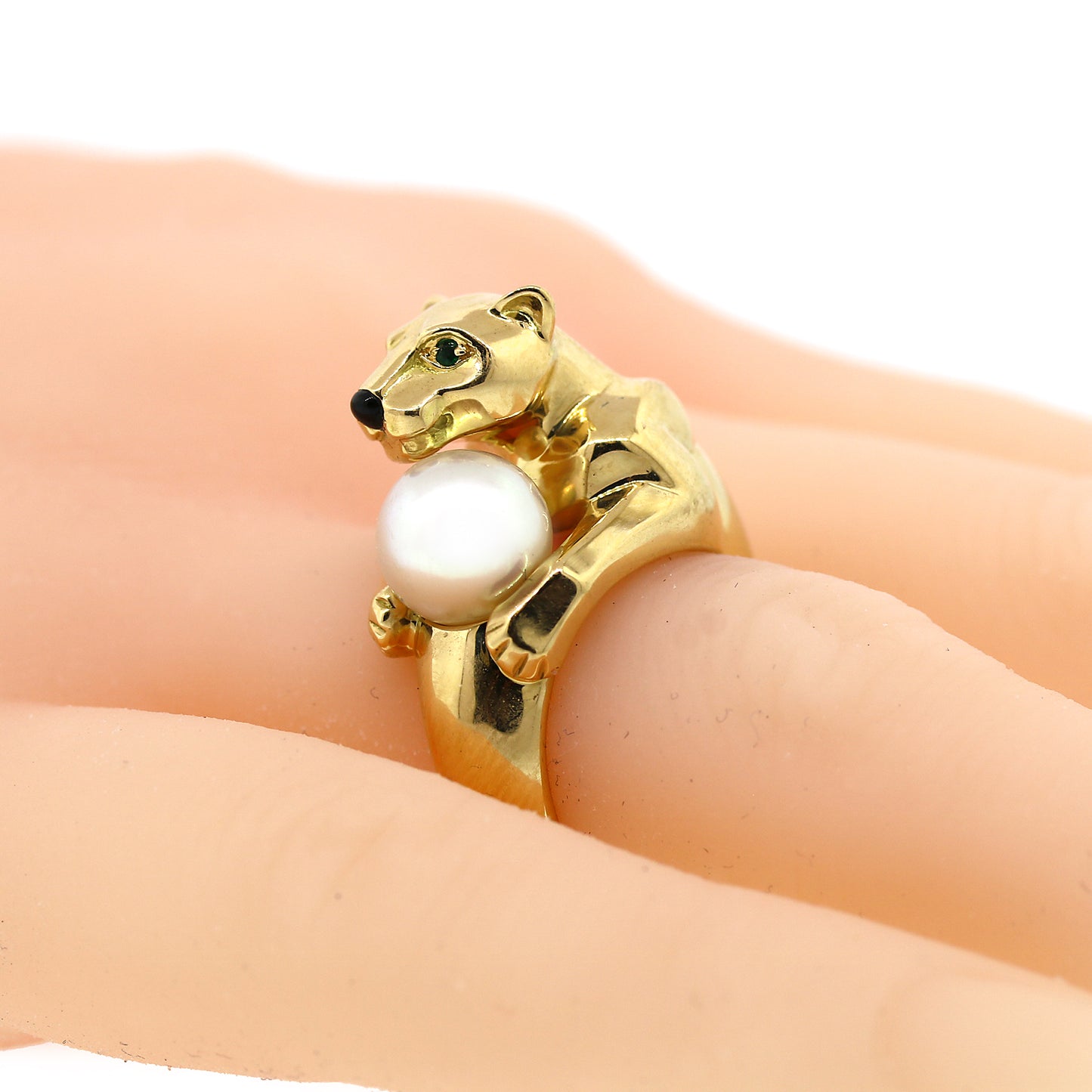 Panthere De Cartier with Pearl Ring in 18k Gold