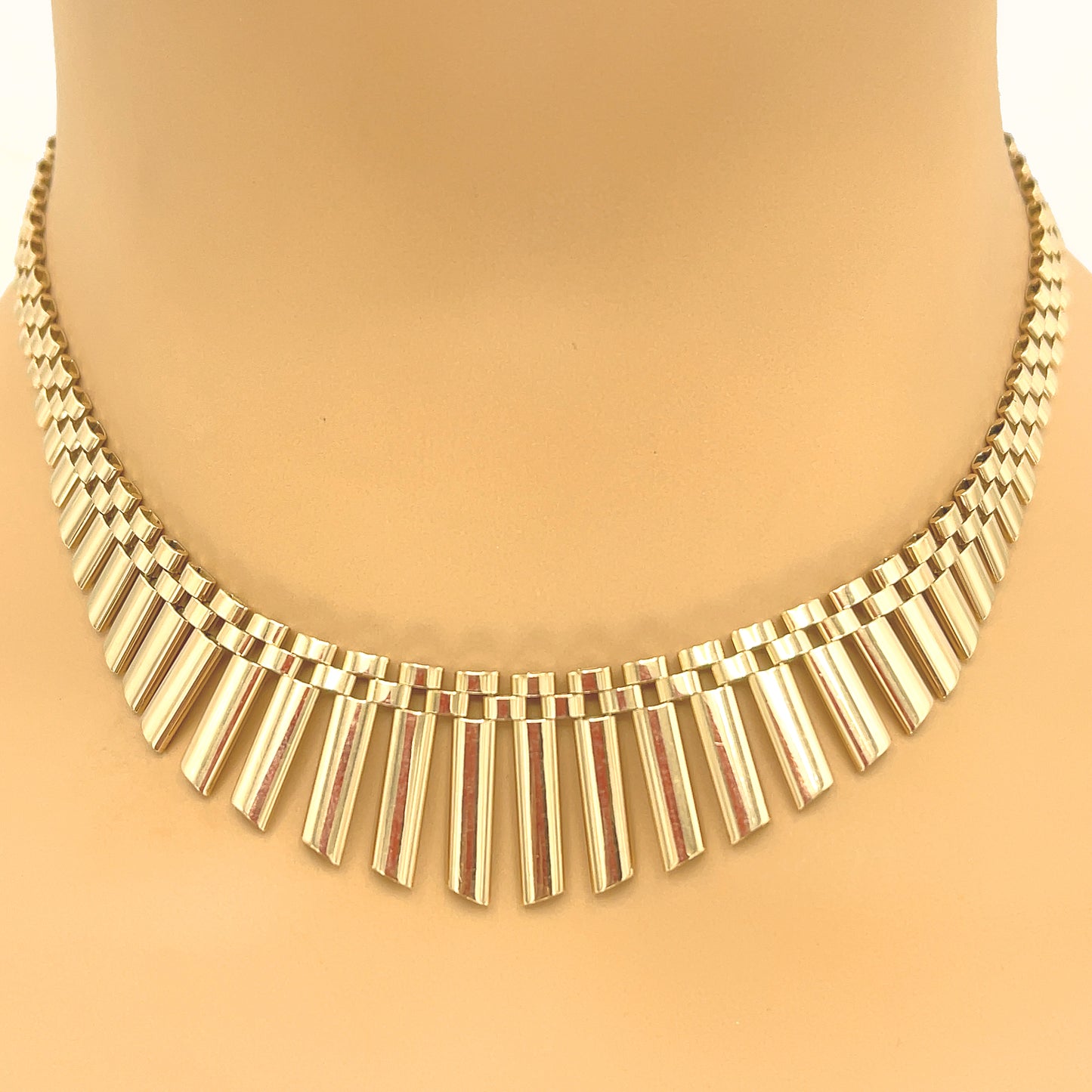 18K Yellow Gold Retro Dangle Necklace
