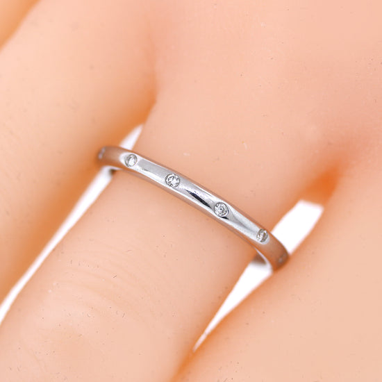 Stackable Etoile-Style Diamond Band Ring