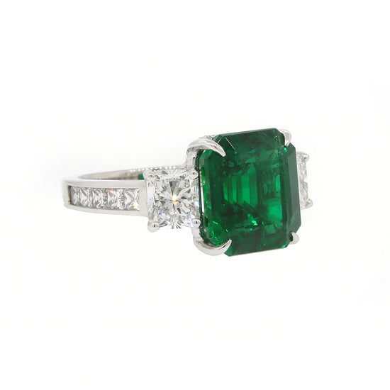 AGL Certified Emerald Ring with Diamonds set in Platinum