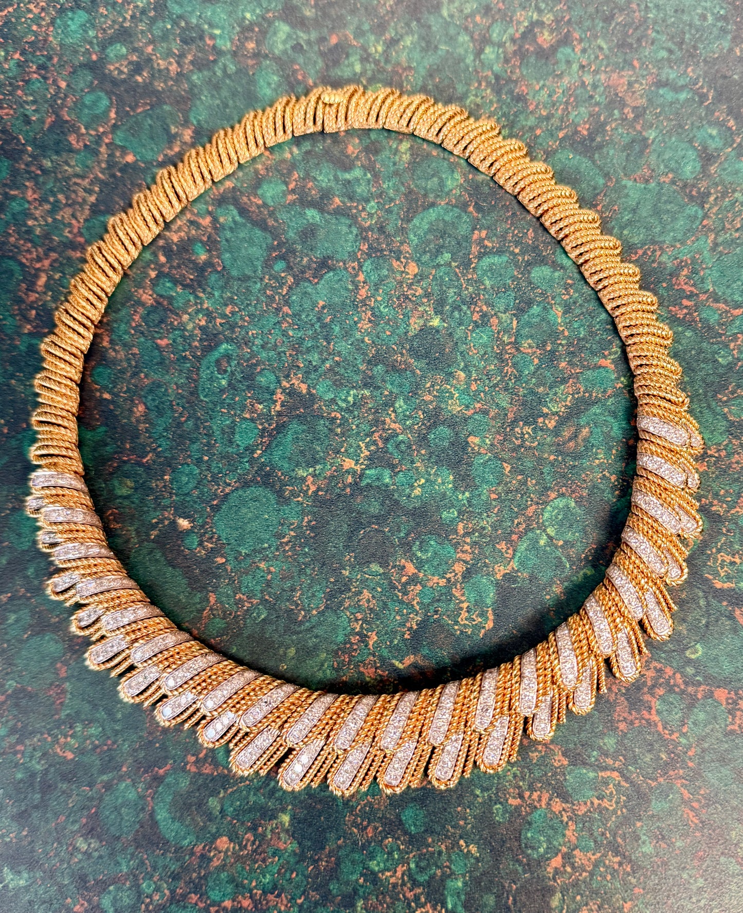 Fabulous 18k Yellow Gold Diamond Collar Necklace
