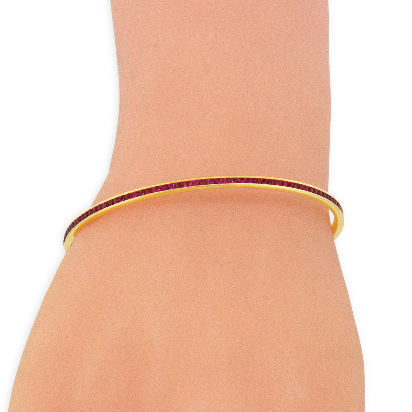 18kt Yellow Gold Ruby Slip-on Bangle Bracelet