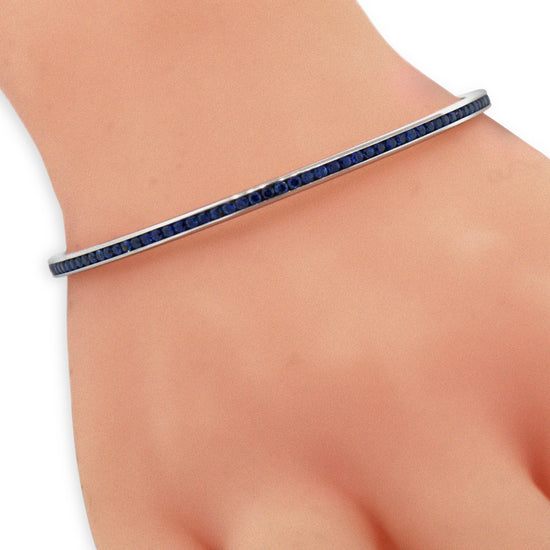 18kt White Gold Sapphire Slip-on Bangle Bracelet