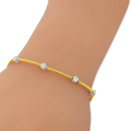 18k Yellow Gold Bezel Set Diamond Bracelet