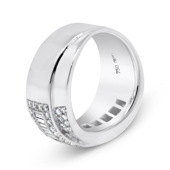 18kt White Gold Baguette and Round Diamond Band by Diva