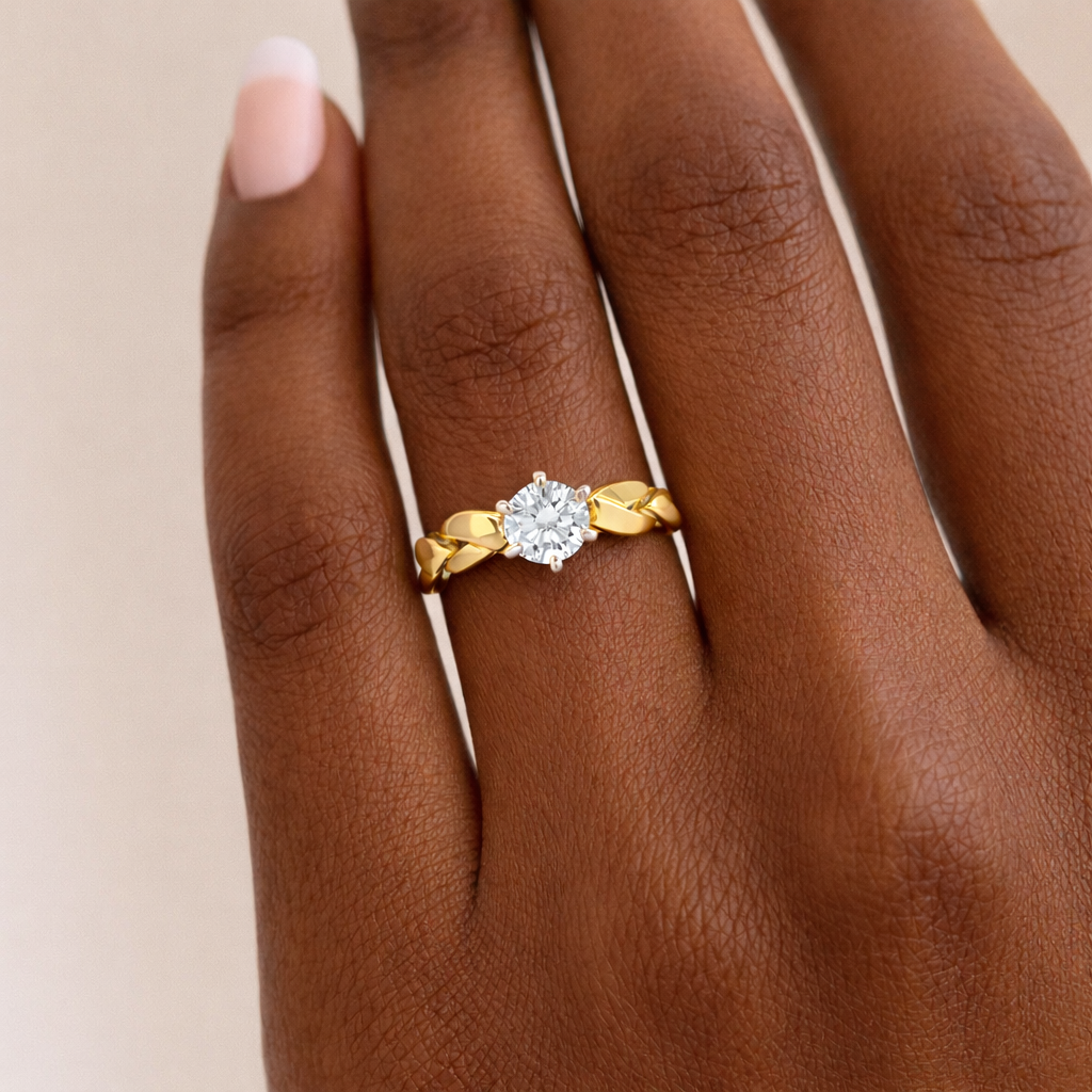 Retro Style Diamond 18k Gold Engagement Ring