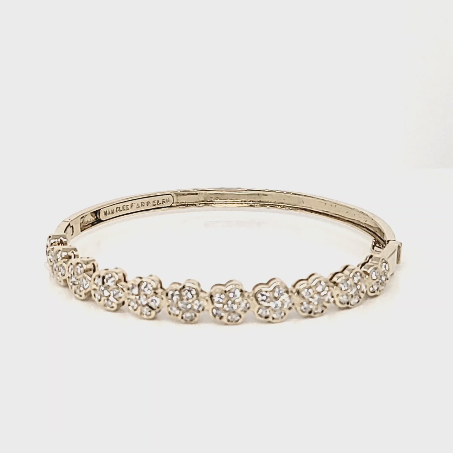 Van Cleef & Arpels Pre-owned 11 Motif Diamond Trefle Bracelet