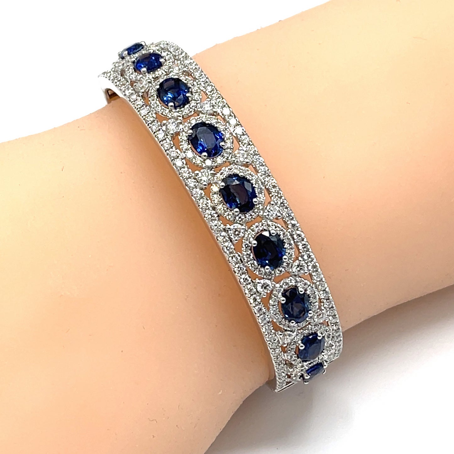 18k kt White Gold Sapphire and Diamond Bangle Bracelet