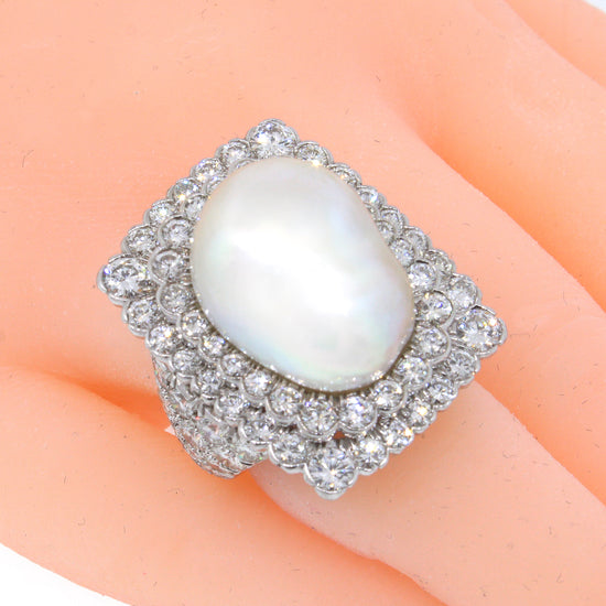 Load image into Gallery viewer, David Webb Baroque Pearl and Diamond Cocktail Ring
