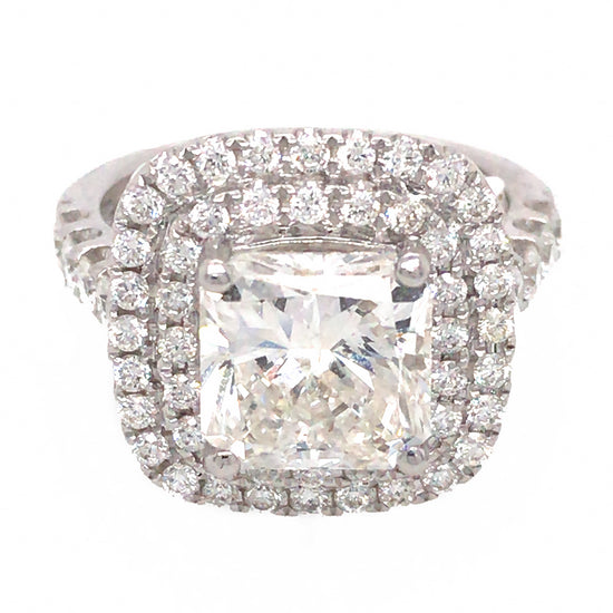 18k White Gold 3.04 ct Radiant Cut Diamond Engagement Ring