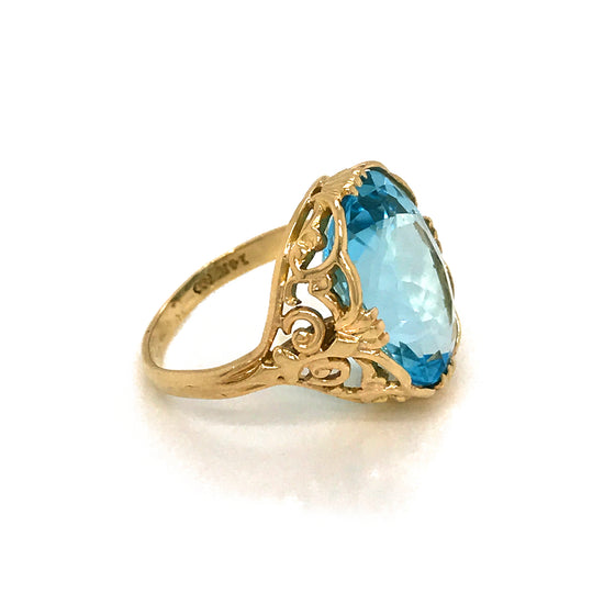 Art Nouveau Topaz Ring in 14k Gold