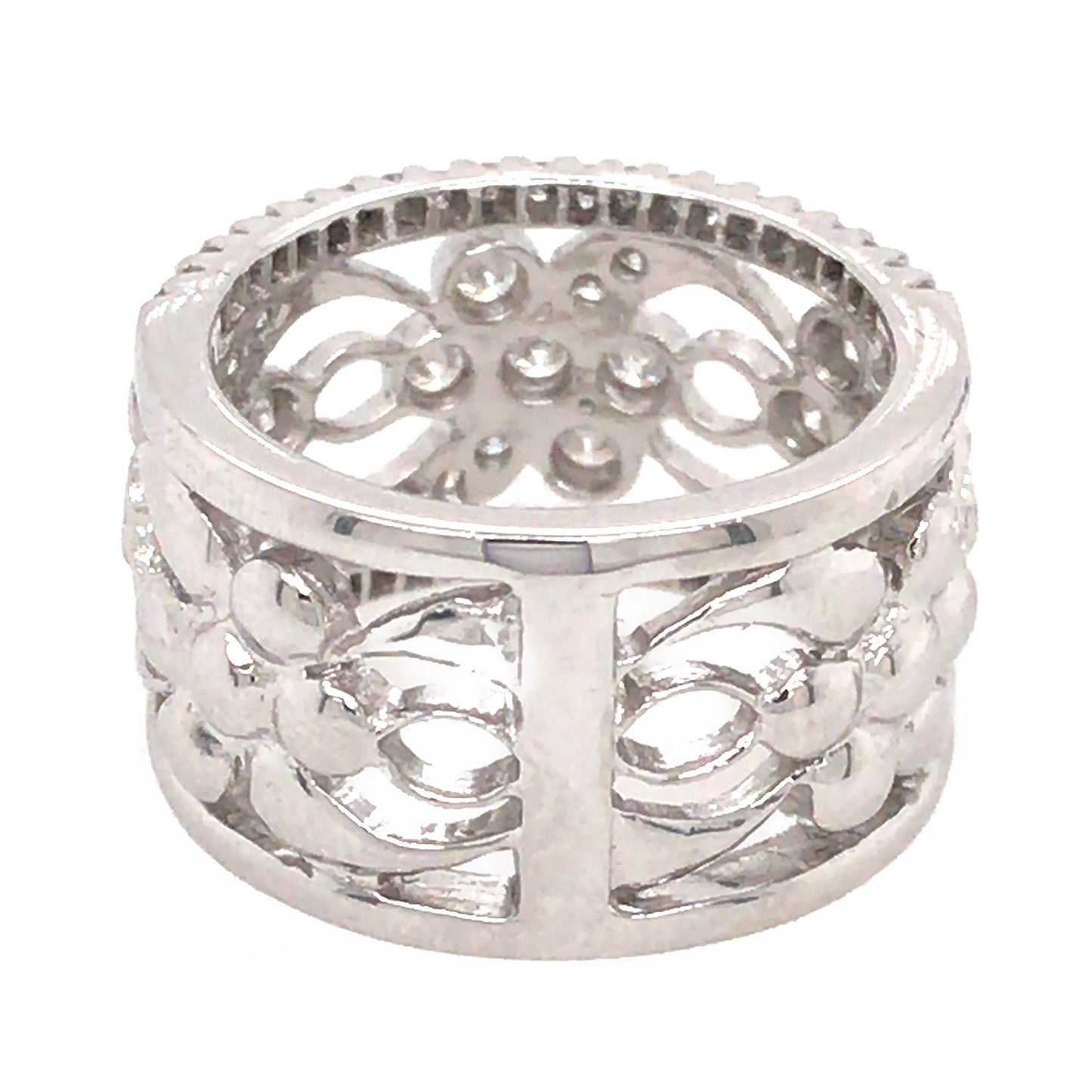 18k White Gold Diamond Flowers Band Ring