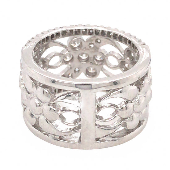 18k White Gold Diamond Flowers Band Ring