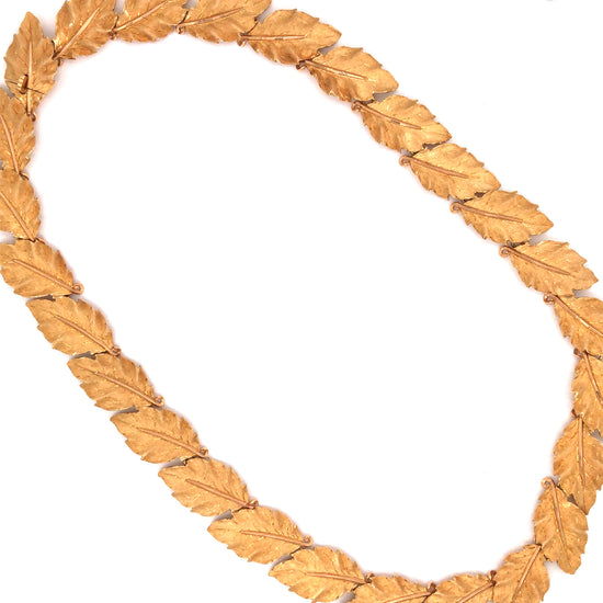 Load image into Gallery viewer, Buccellati 18k Yellow Gold Leaf Necklace
