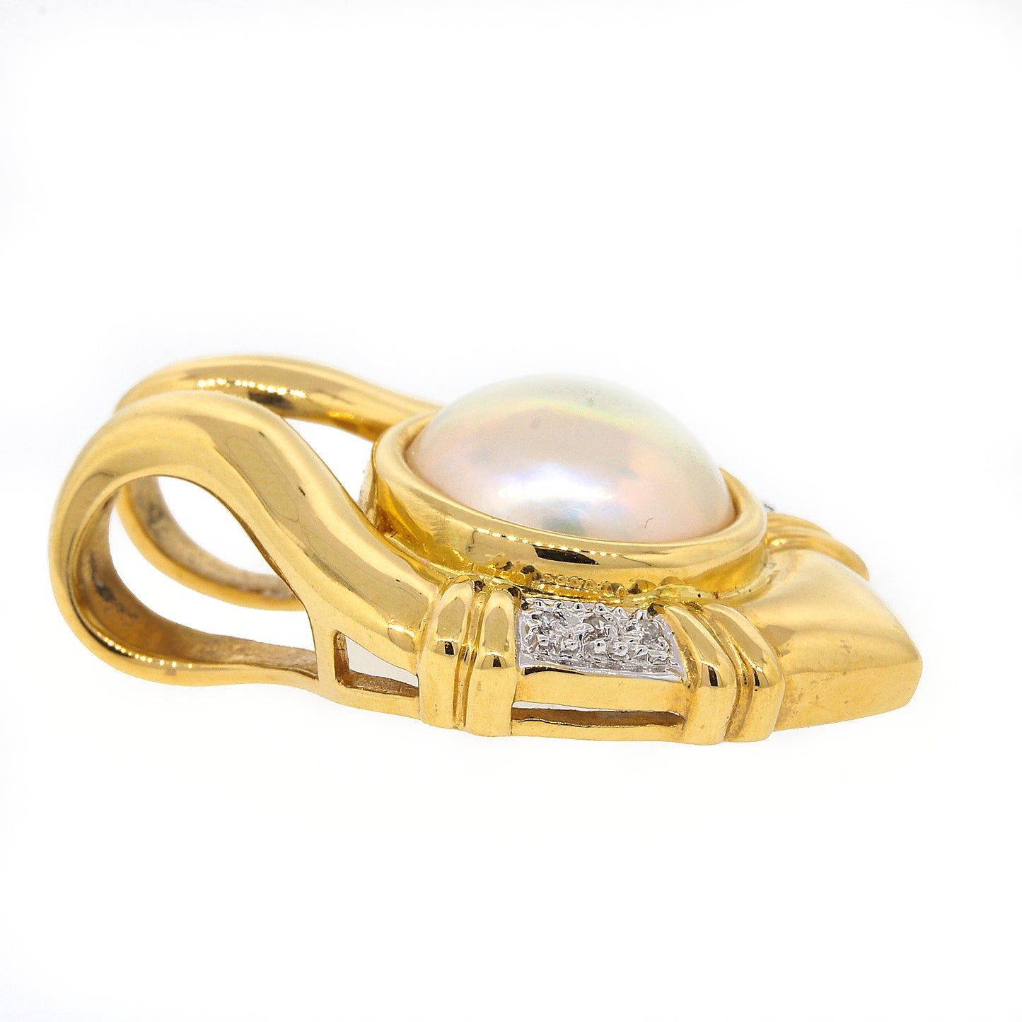 Load image into Gallery viewer, Mabe Pearl and Diamond Pendant
